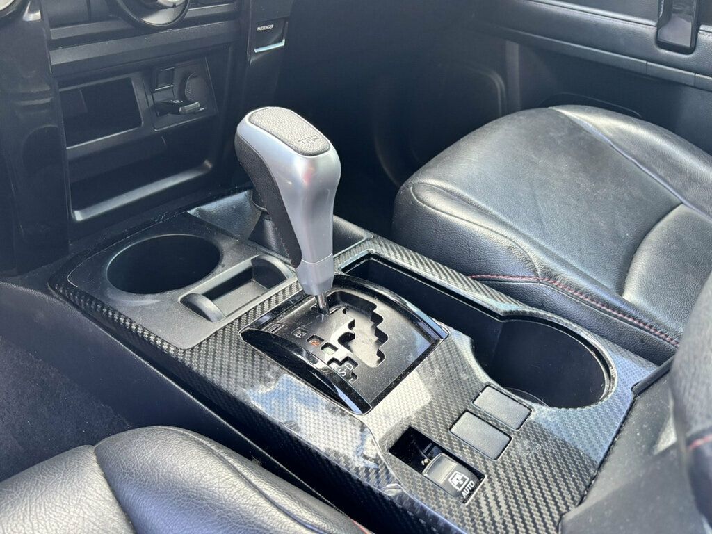 Toyota 4Runner photo 29