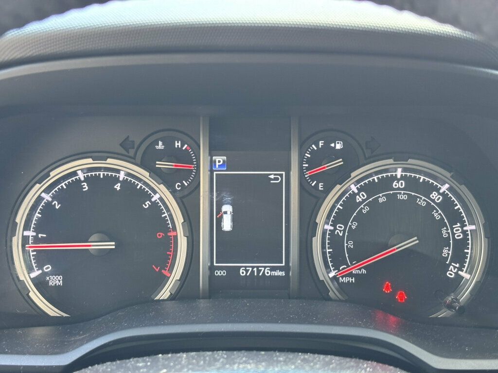 Toyota 4Runner photo 32