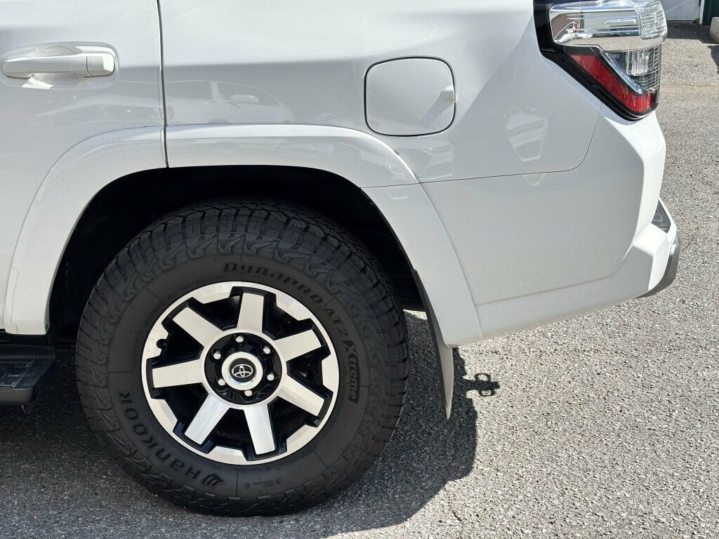 Toyota 4Runner photo 39