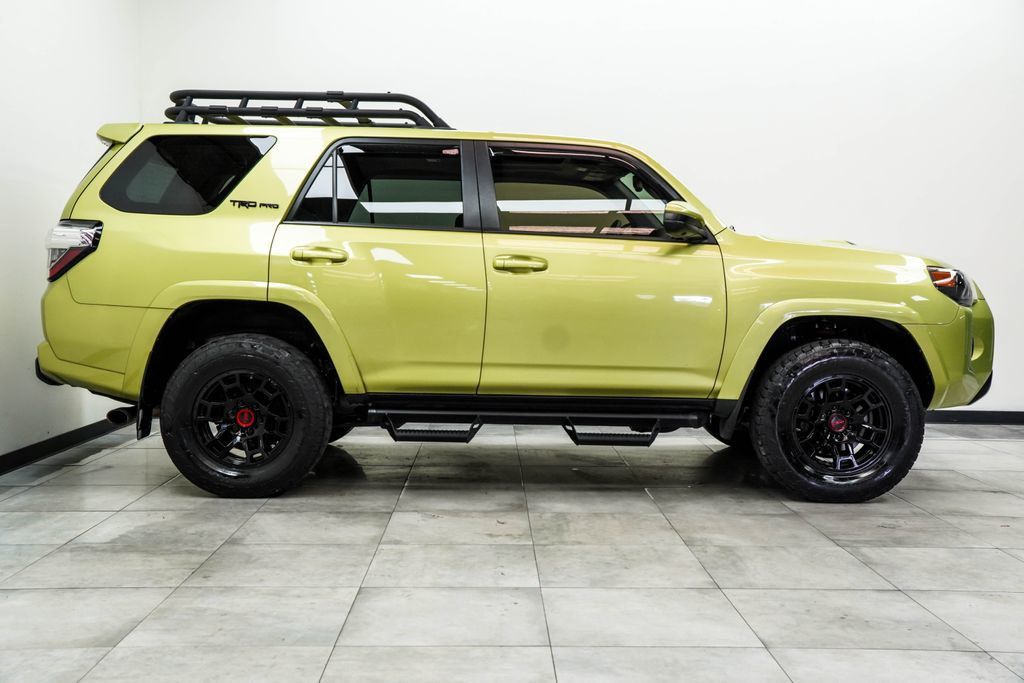 Toyota 4Runner photo 6