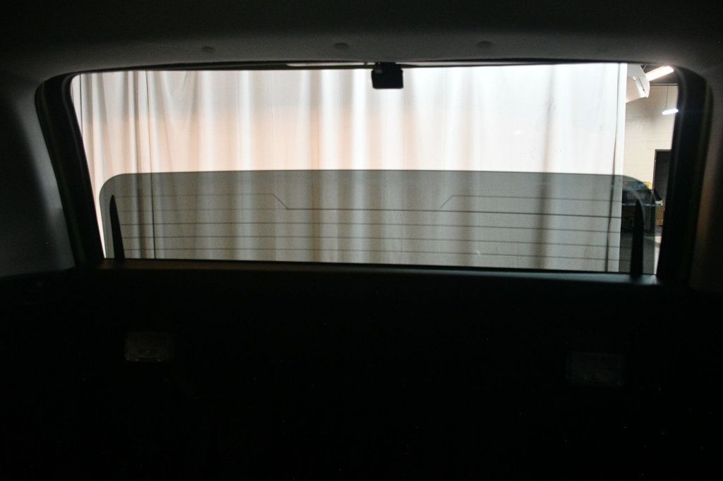 Toyota 4Runner photo 19
