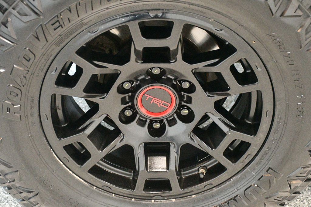 Toyota 4Runner photo 22