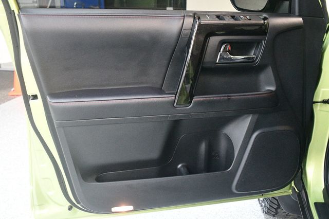 2022 Toyota 4Runner TRD Pro 4WD - 22999360 - 23