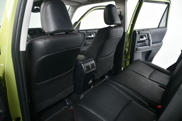 2022 Toyota 4Runner TRD Pro 4WD - 22999360 - 34
