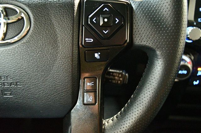 2022 Toyota 4Runner TRD Pro 4WD - 22999360 - 44