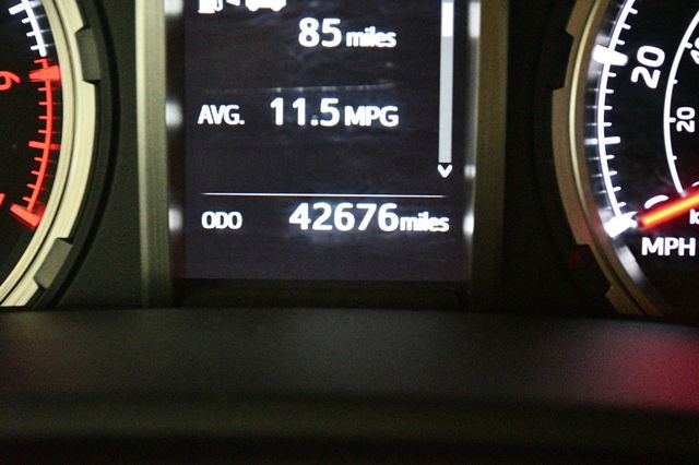2022 Toyota 4Runner TRD Pro 4WD - 22999360 - 46