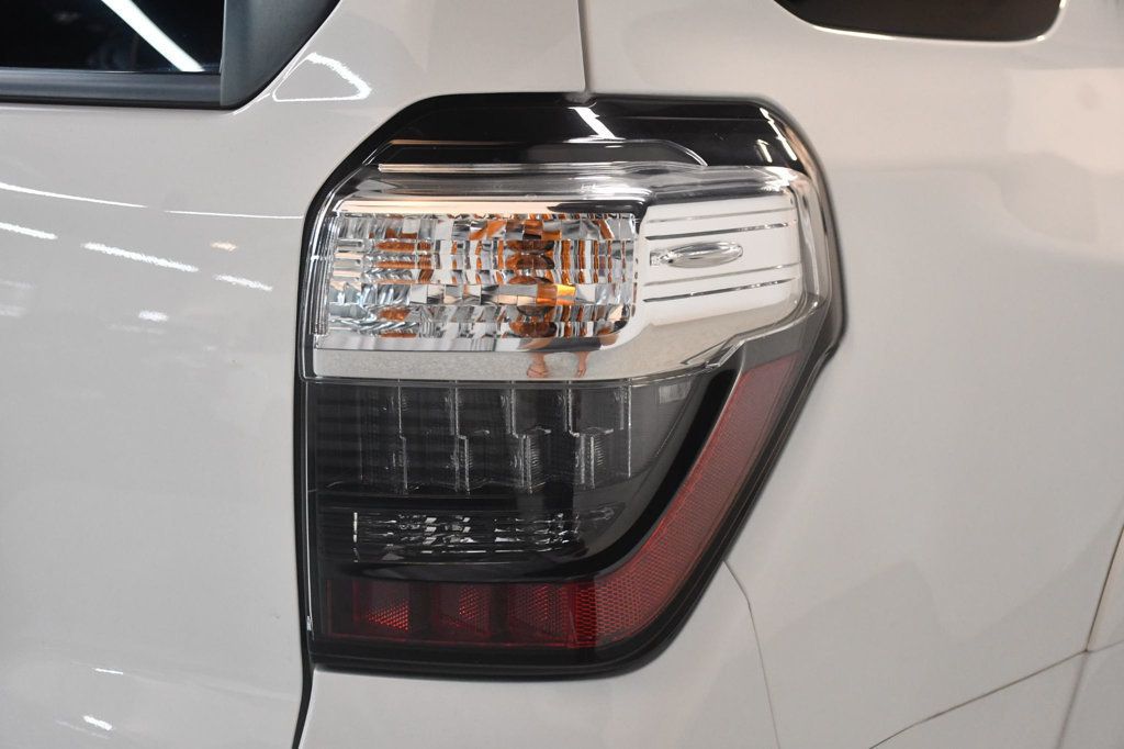Toyota 4Runner photo 17
