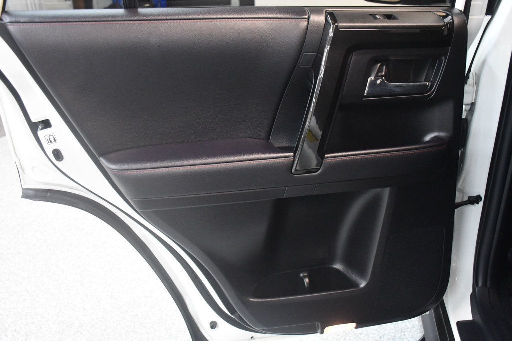 Toyota 4Runner photo 26