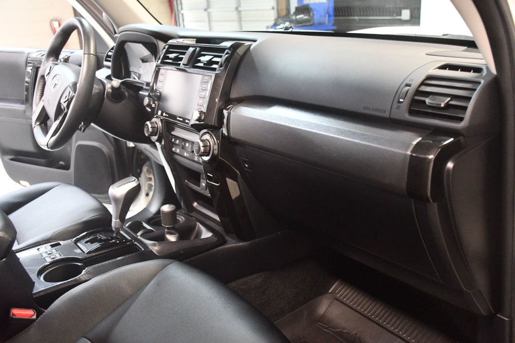 Toyota 4Runner photo 29