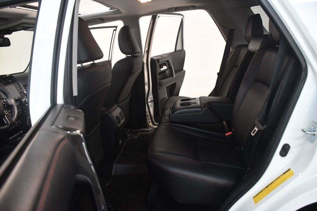 Toyota 4Runner photo 36