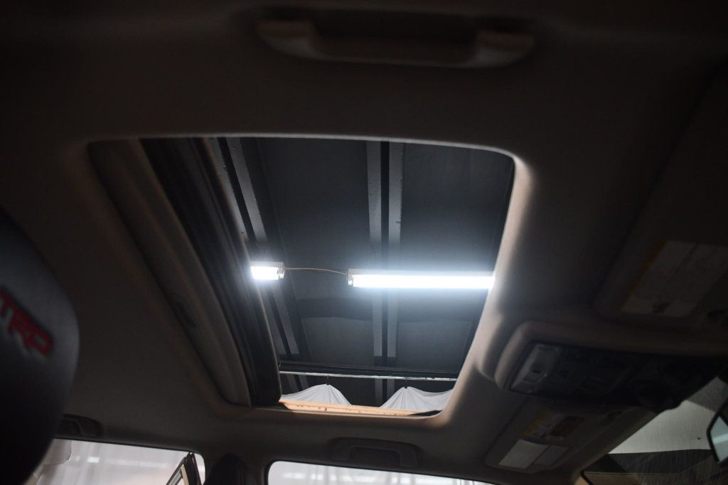 Toyota 4Runner photo 6