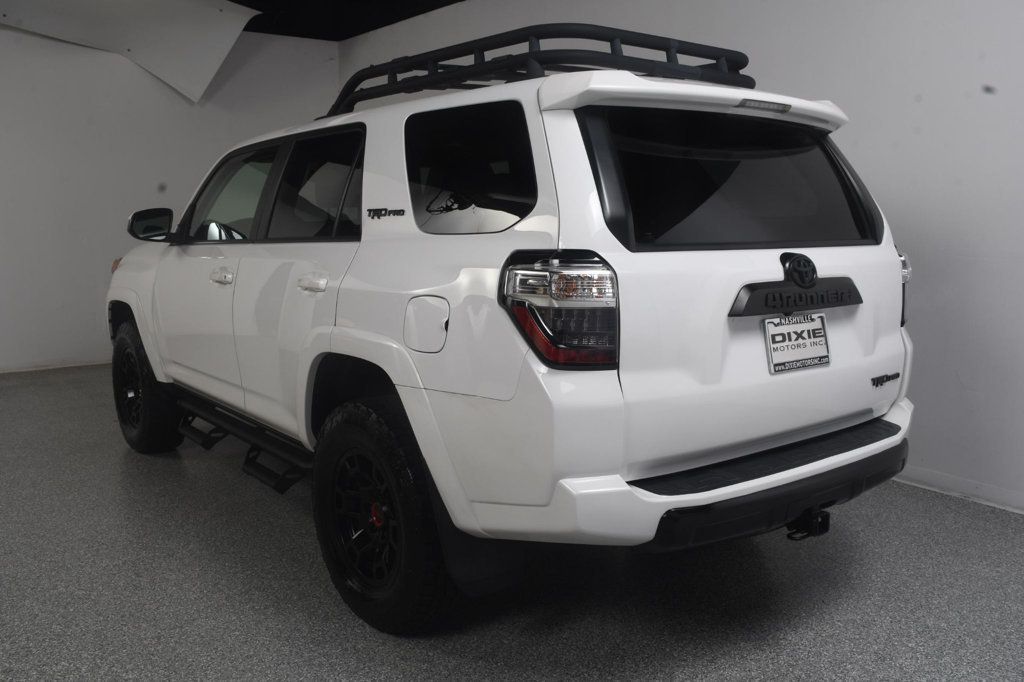 Toyota 4Runner photo 8