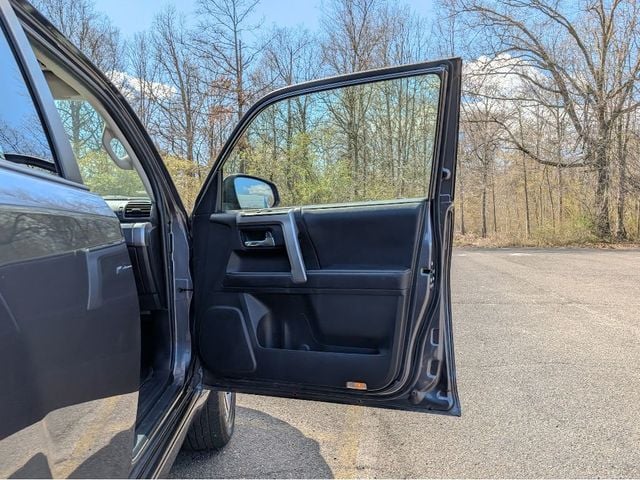 2022 Toyota 4Runner TRD Sport 4WD - 23000565 - 11