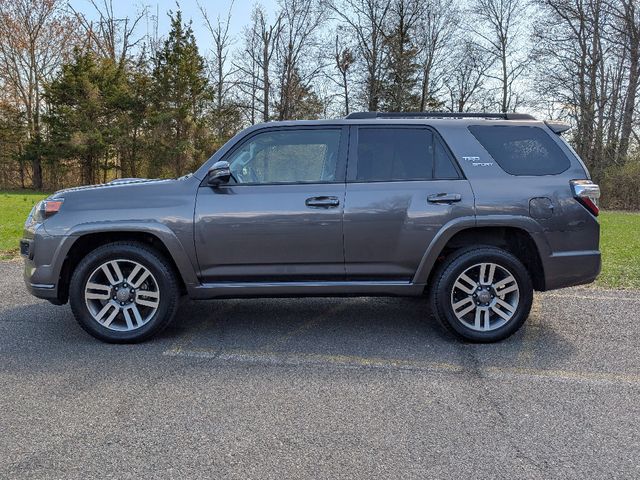 2022 Toyota 4Runner TRD Sport 4WD - 23000565 - 8