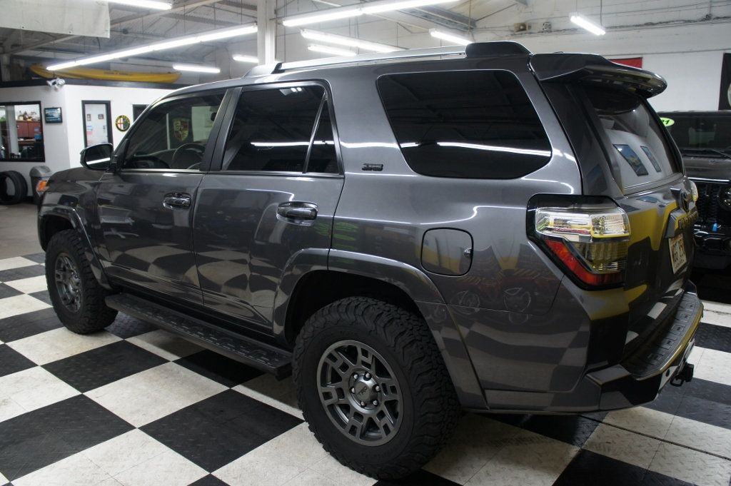 2022 Toyota 4Runner TRD photo 15