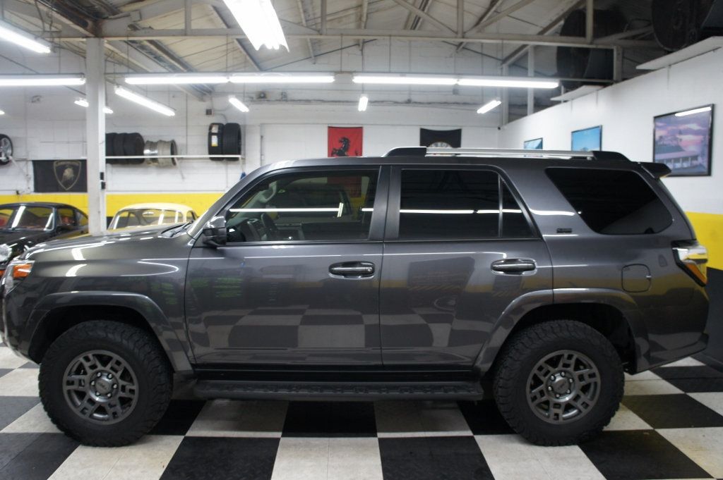 2022 Toyota 4Runner TRD photo 17