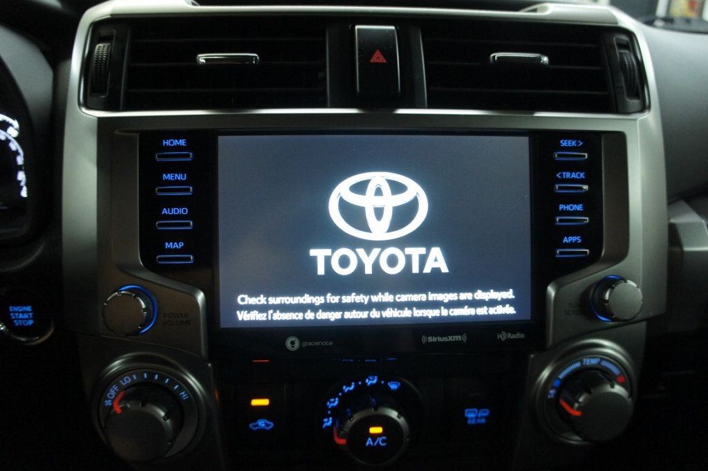 2022 Toyota 4Runner TRD photo 25