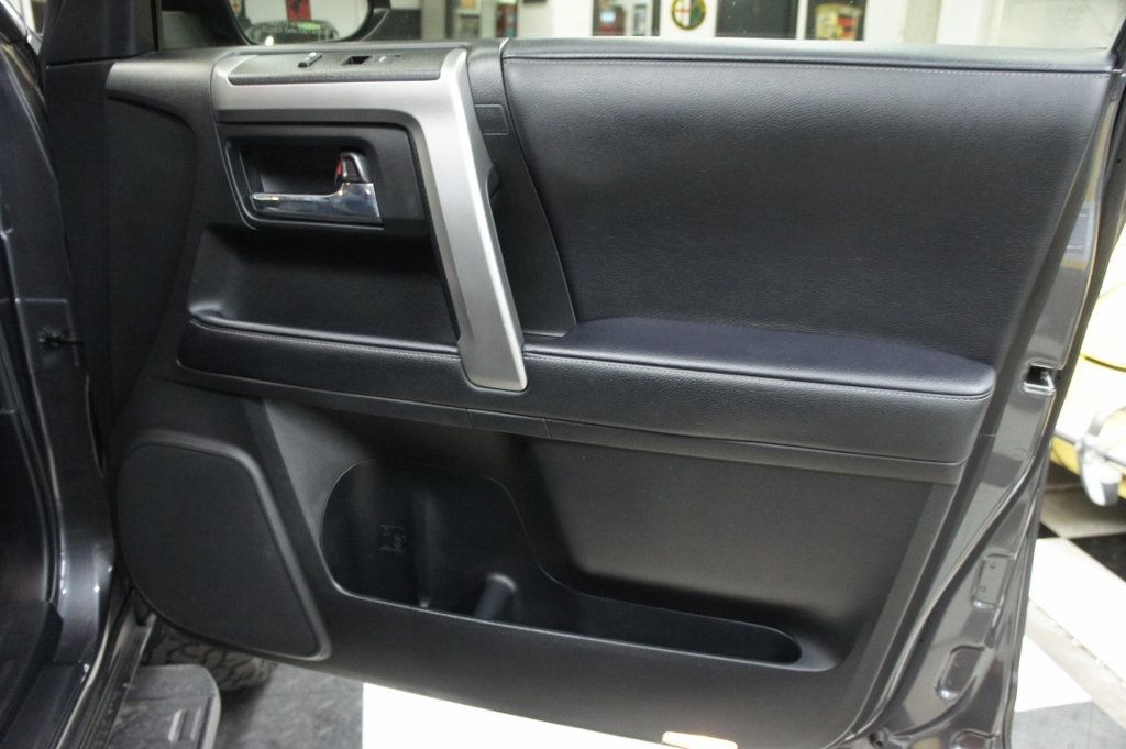 2022 Toyota 4Runner TRD photo 39