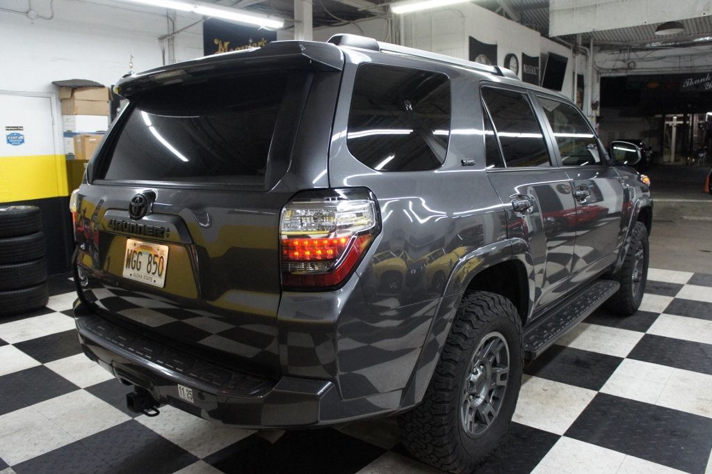 2022 Toyota 4Runner TRD photo 41