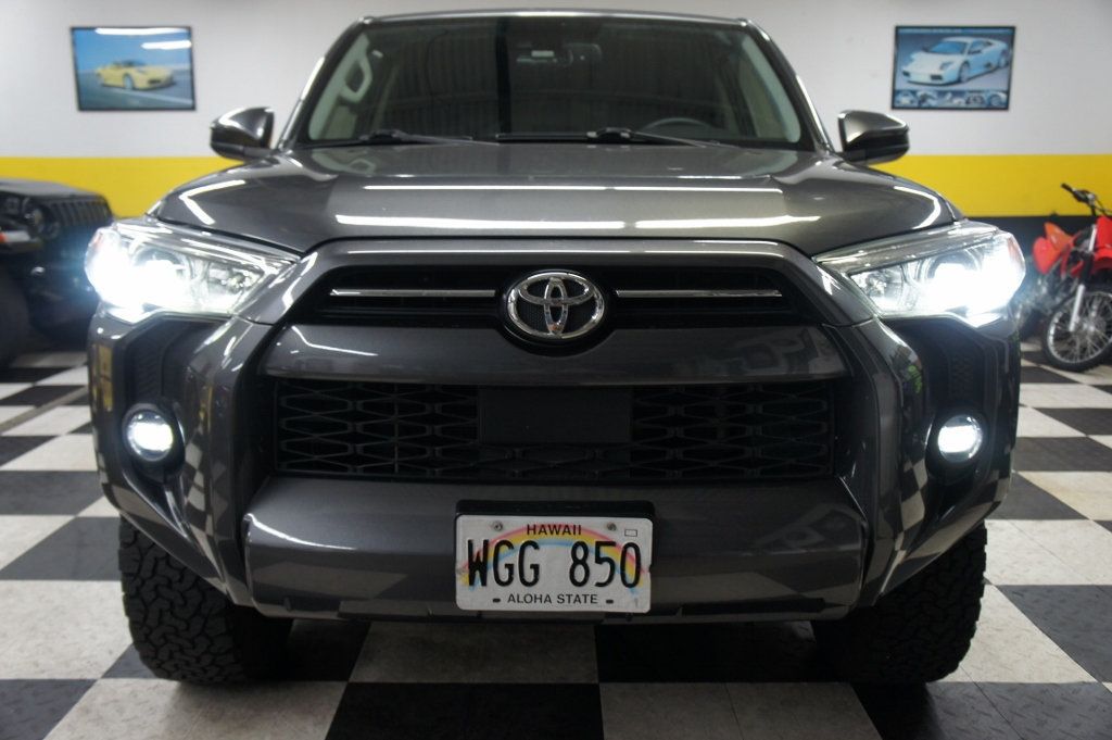 2022 Toyota 4Runner TRD photo 6
