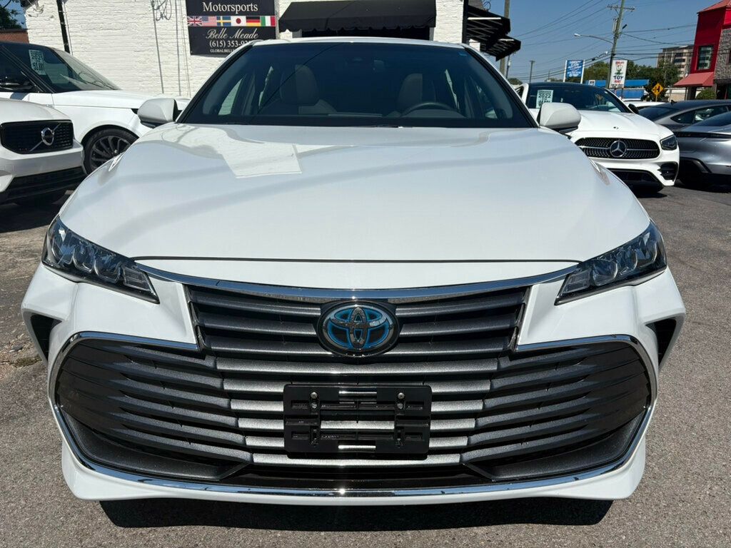 2022 Toyota Avalon XLE photo 7