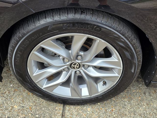 2022 Toyota Avalon XLE FWD - 23069891 - 28