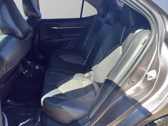 2022 Toyota Camry 1 OWNER VEHICLE, TINTED, SPOILER, BLUETOOTH, TOUCHSCREEN!! - 23031992 - 17