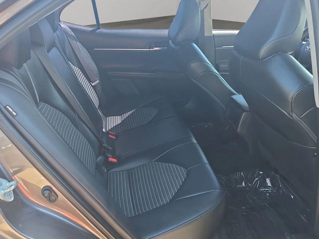 2022 Toyota Camry 1 OWNER VEHICLE, TINTED, SPOILER, BLUETOOTH, TOUCHSCREEN!! - 23031992 - 19