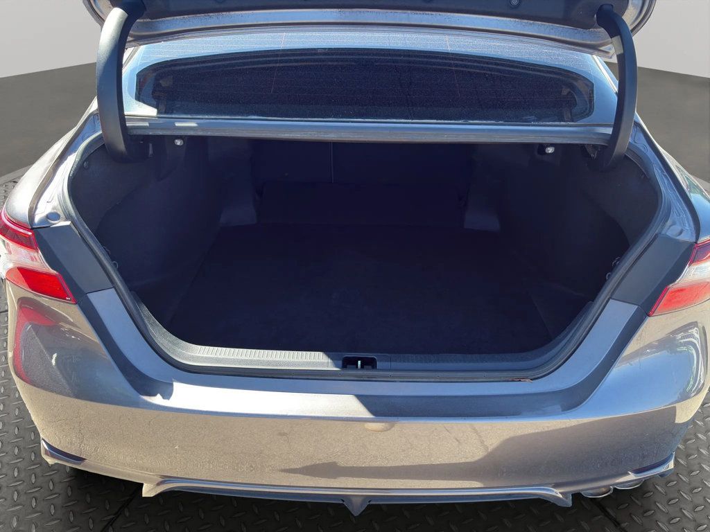 2022 Toyota Camry 1 OWNER VEHICLE, TINTED, SPOILER, BLUETOOTH, TOUCHSCREEN!! - 23031992 - 21