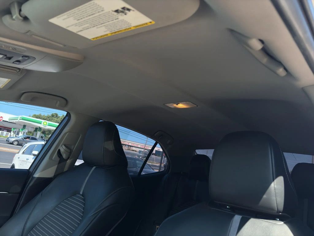 2022 Toyota Camry 1 OWNER VEHICLE, TINTED, SPOILER, BLUETOOTH, TOUCHSCREEN!! - 23031992 - 22