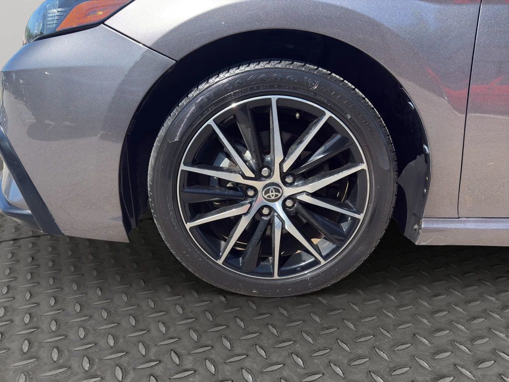 2022 Toyota Camry 1 OWNER VEHICLE, TINTED, SPOILER, BLUETOOTH, TOUCHSCREEN!! - 23031992 - 23