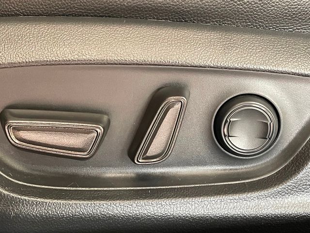 2022 Toyota Camry Hybrid LE CVT - 23016971 - 11