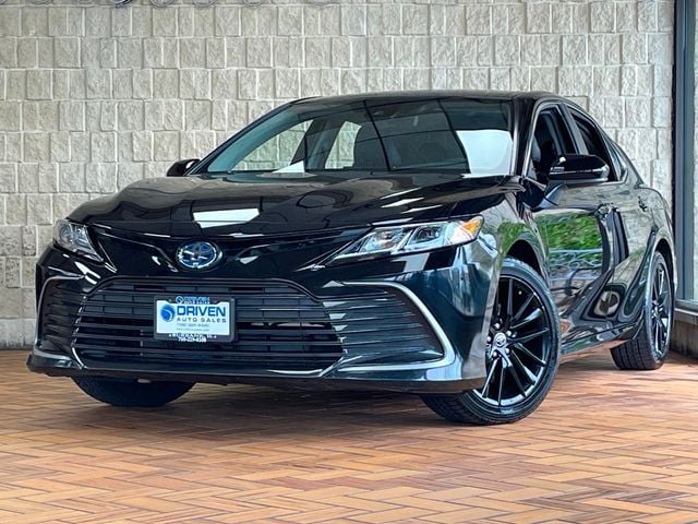 2022 Toyota Camry Hybrid LE CVT - 23016971 - 1
