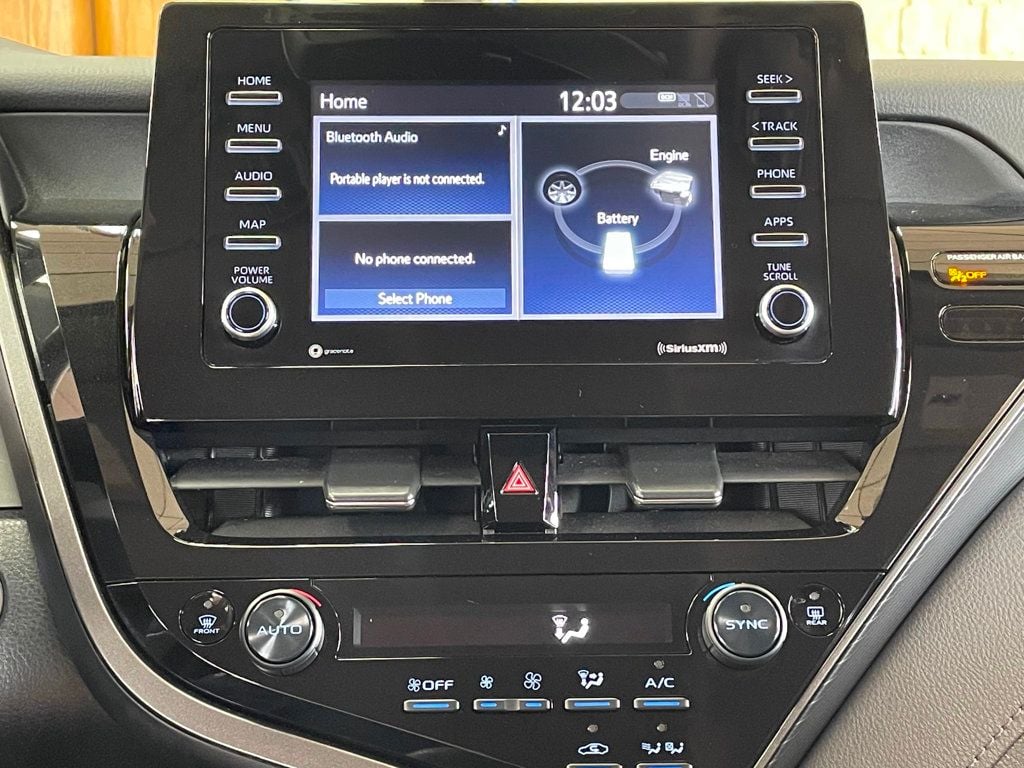 2022 Toyota Camry Hybrid LE CVT - 23016971 - 25