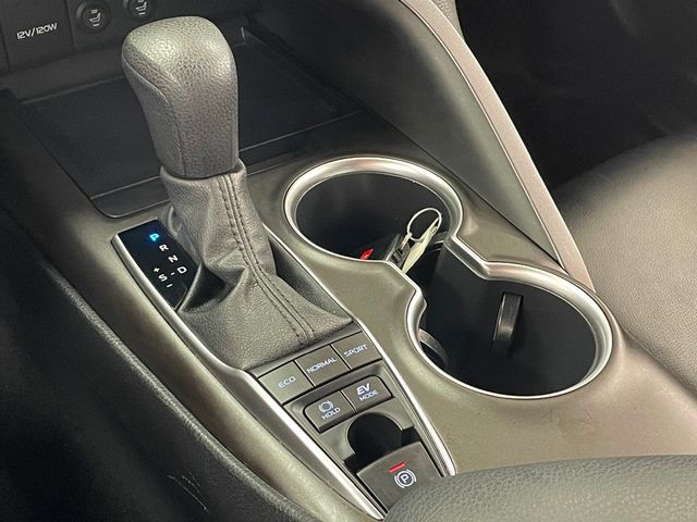 2022 Toyota Camry Hybrid LE CVT - 23016971 - 29