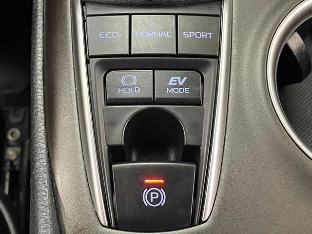 2022 Toyota Camry Hybrid LE CVT - 23016971 - 30