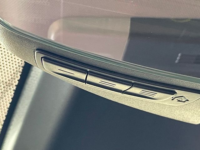 2022 Toyota Camry Hybrid LE CVT - 23016971 - 35