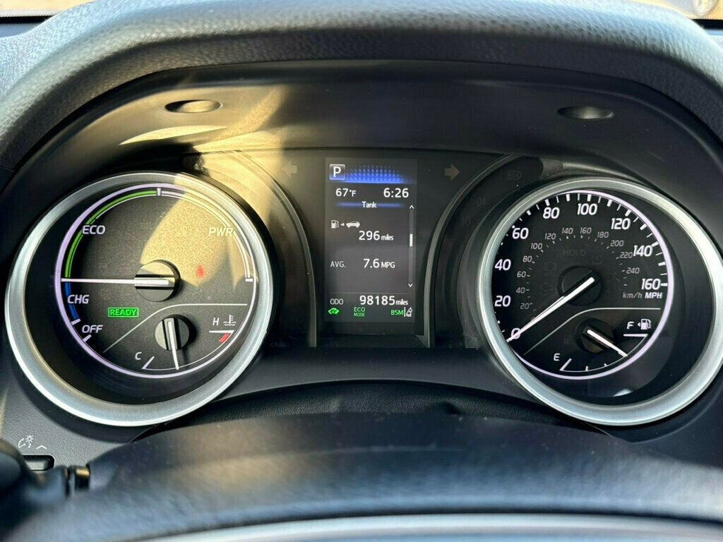 2022 Toyota Camry Hybrid LE CVT - 23015497 - 29