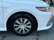 2022 Toyota Camry Hybrid LE CVT - 23015497 - 34