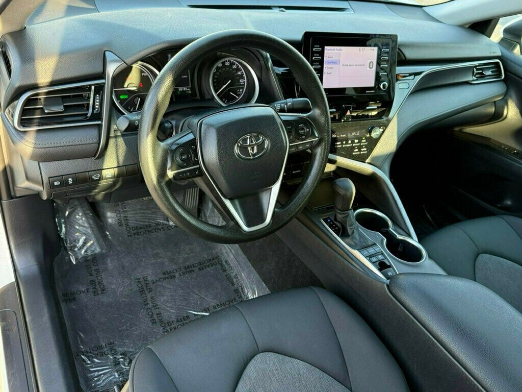 2022 Toyota Camry Hybrid LE CVT - 23015497 - 8