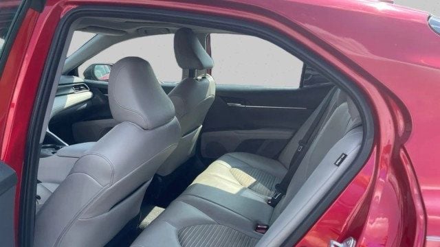 2022 Toyota Camry Hybrid SE CVT - 23029163 - 15
