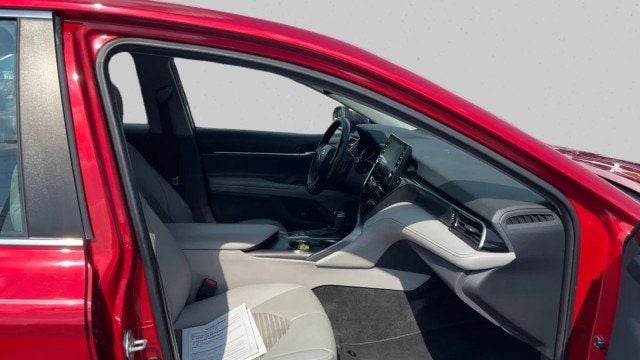 2022 Toyota Camry Hybrid SE CVT - 23029163 - 17