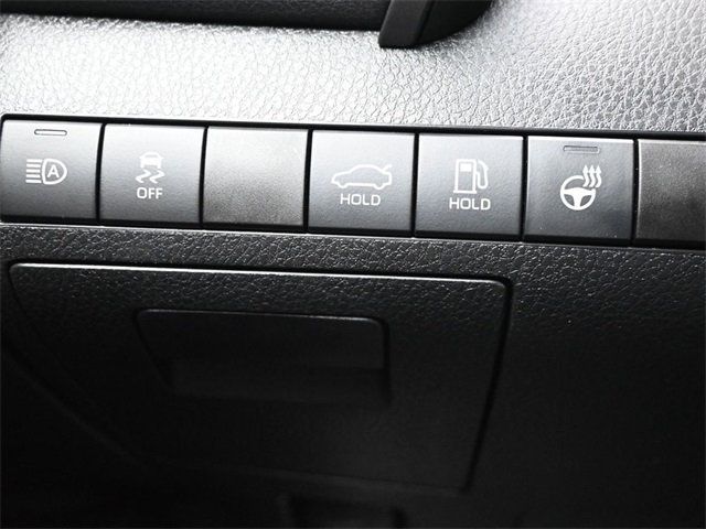 2022 Toyota Camry Hybrid photo 24