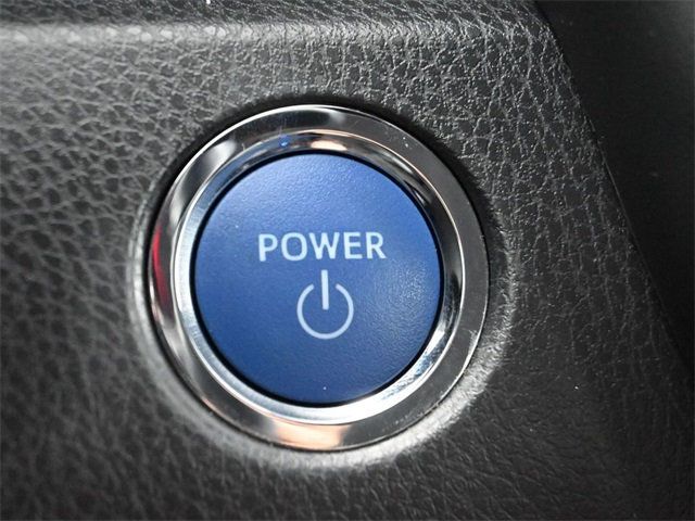 2022 Toyota Camry Hybrid photo 25
