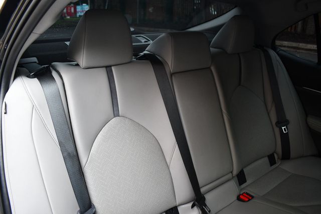 2022 Toyota Camry Hybrid XLE CVT - 22866889 - 33