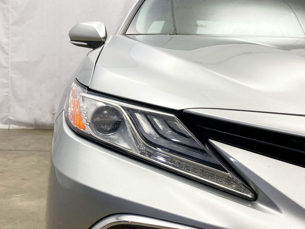 2022 Toyota Camry Hybrid XLE CVT - 22959532 - 10