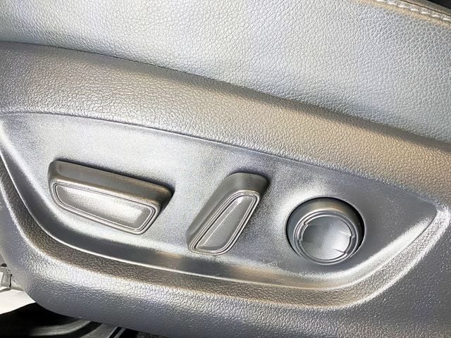 2022 Toyota Camry Hybrid XLE CVT - 22959532 - 20