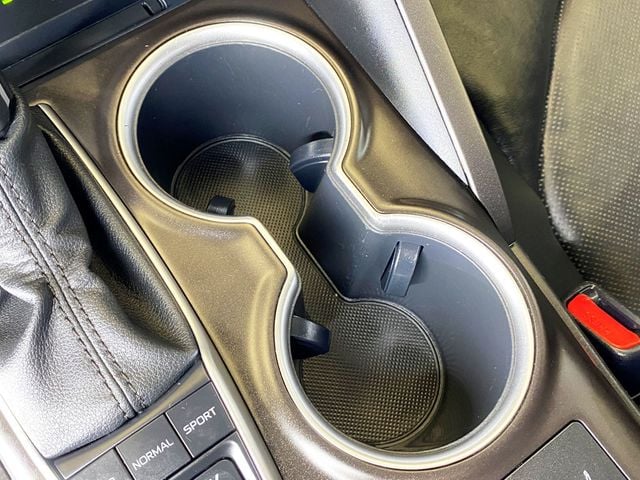 2022 Toyota Camry Hybrid XLE CVT - 22959532 - 35