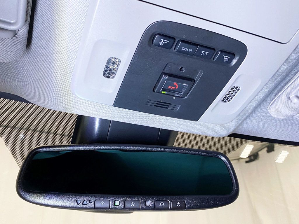 2022 Toyota Camry Hybrid XLE CVT - 22959532 - 38