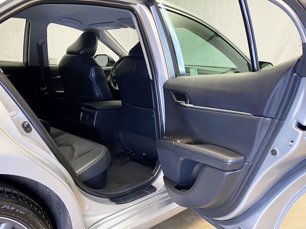 2022 Toyota Camry Hybrid XLE CVT - 22959532 - 45